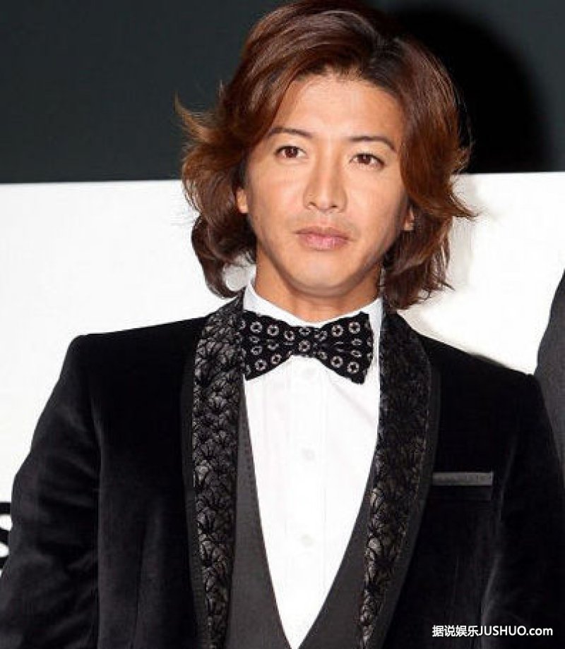 木村拓哉的最新动态，励志典范的成长与自信的源泉